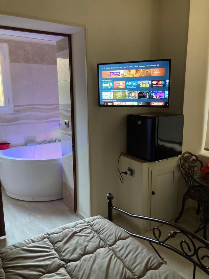 B&B La Reggia Di Rihanna Spa Caserta Buitenkant foto
