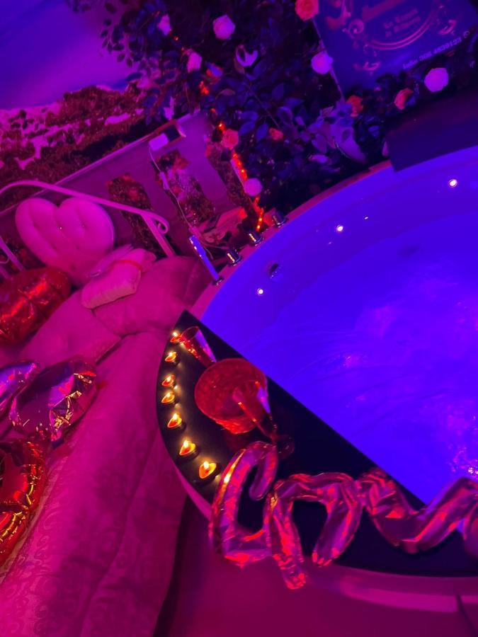 B&B La Reggia Di Rihanna Spa Caserta Buitenkant foto